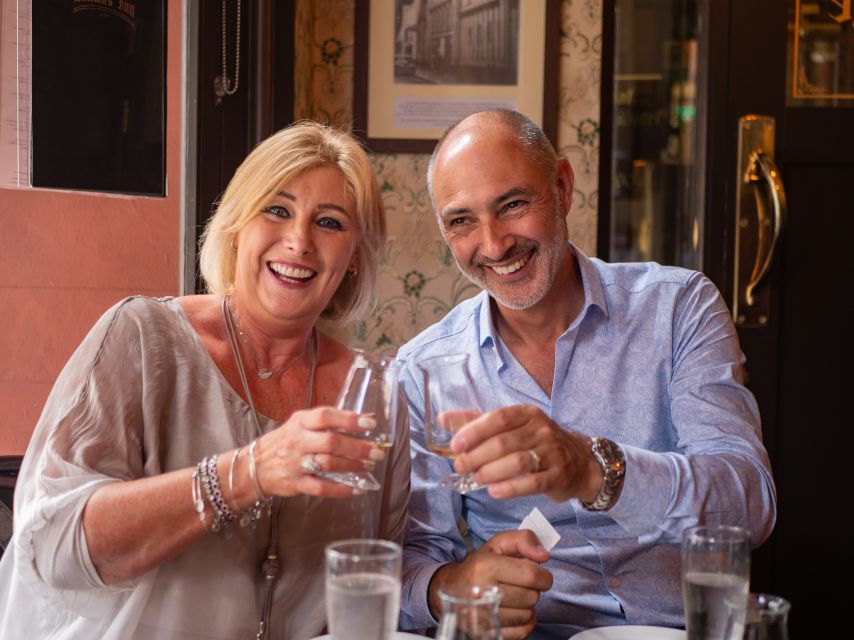 2-Hour Deluxe Whiskey & Food Tasting - The core experience: 5 deluxe Irish whiskey tastings with guide guidance