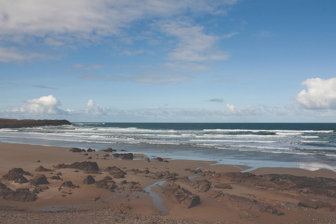 4-Day Islay & Whisky Tour Including Admissions from Edinburgh - Day 2: Bowmore and Kilchoman tours plus Bunnahabhain’s remote, unpeated character