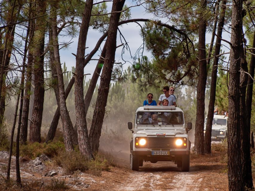 Algarve: Jeep Safari with Distillery Visit & Lunch - Traditional lunch in a rural restaurant: what to expect