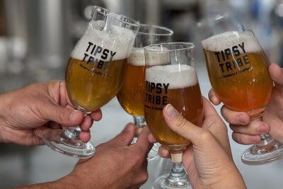 Beer tasting in a Brussels Micro Brewery and Distillery - The two beers you taste: built for comparisons, not just sipping