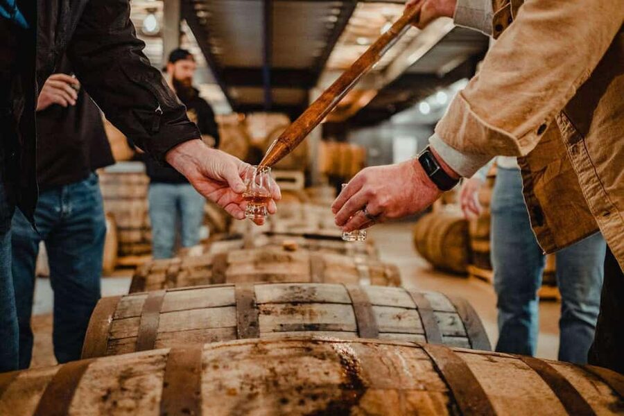 Bootleg & Barrels: A Tennessee Whiskey Tasting Experience - Prohibition-era stories, served with a pour