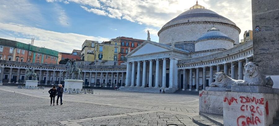 Bourbon Naples: Exclusive guide and Royal Palace pass - Piazza del Plebiscito and the Royal square atmosphere