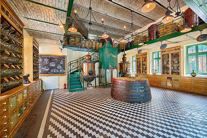 Budapest Tuk Tuk Tour with House of the Unicum Distillery Visit - Price and What Your $190.25 Covers (And What It Doesn’t)