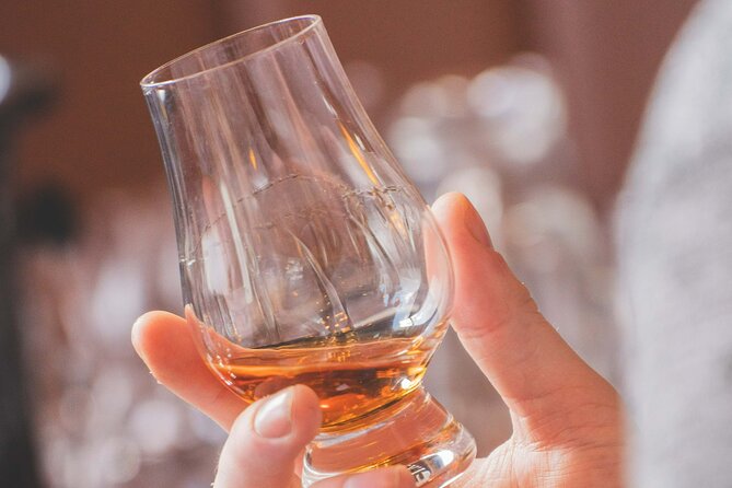 Cellar Of Scotland Walking Tour, taste Edinburgh's finest drinks - Key things you’ll notice right away