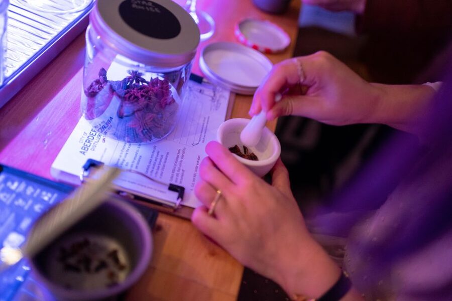 City of Aberdeen Distillery: Gin School Experience - Practical Tips: IDs, Fragrance, Drinks, and What to Bring