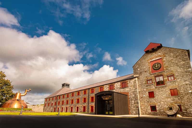 Cork: Midleton Distillery Behind the Scenes Tour & Tasting - Meet your guide and learn how to read the production