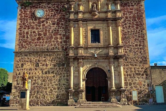 Cultural tour, city fields and distillery - Old Tequila Plants and the Industrial Zone Stops