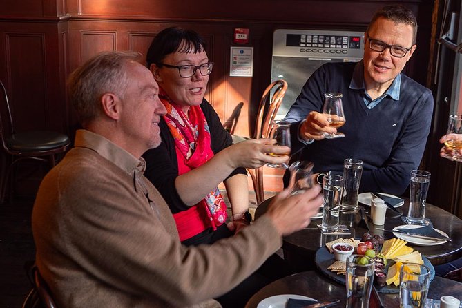 Deluxe Whiskey and Food Tasting in Dublin - A Dublin whiskey-and-food walk that actually feels like Dublin