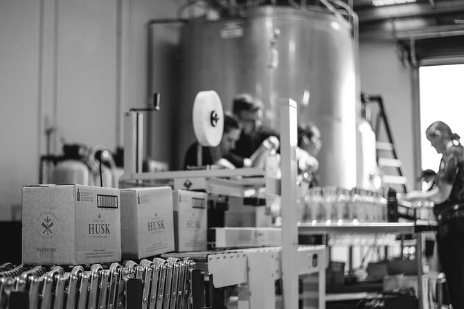 Distillery Daily Tour - Welcome Drink to Ink Gin Flight: The Tasting That Builds