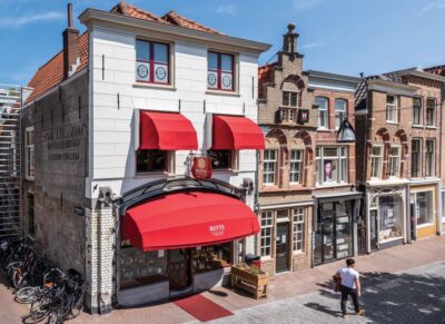 Dordrecht: Distillery Tour with Dutch Gin & Genever Tasting - Step-by-step: what happens during the 25-minute experience