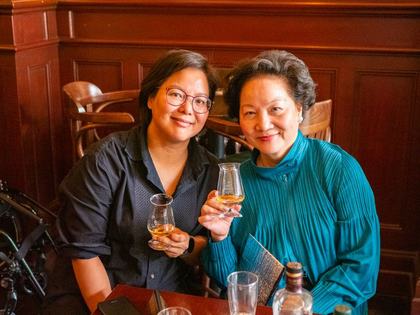 Dublin: 2-Hour Premium Whiskey and Food Tasting Tour - 5 Irish Whiskey Tastings: Variety You Can Actually Tell Apart