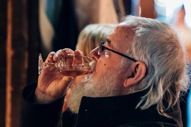 Dublin 6 Whiskey Tasting & 3 Food Pairing Walking Tour with Local - Starting at Powerscourt Townhouse Centre: Get there a few minutes early