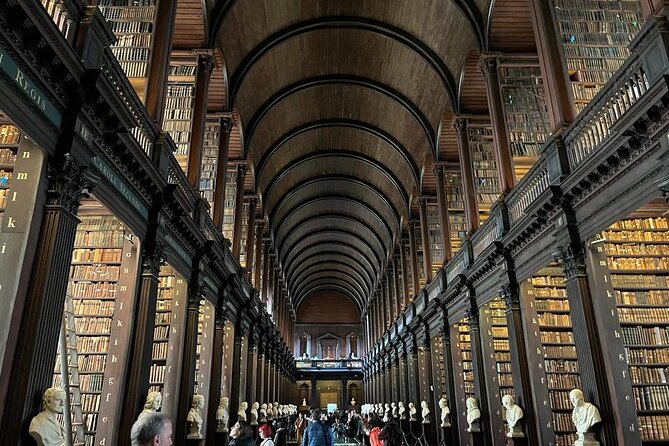 Dublin in a Day: Dublin Castle, Book of Kells, Guinness & Whiskey - St. Patrick’s Cathedral: See the Icon, Decide if You Want More