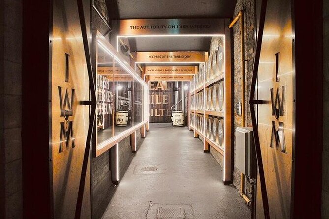 Dublin Irish Whiskey Museum and Gallery Guided Tour with Tasting - Optional upgrade: premium aged whiskey and a souvenir