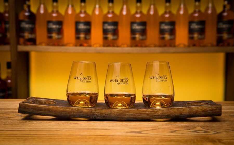 Dublin: Irish Whiskey Museum Blending Tour with Tastings - Before you go: meet on Grafton Street and plan your language
