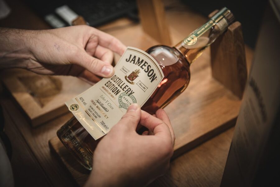 Dublin: Jameson Whiskey Distillery Tour with Tastings - The comparative tasting: how to compare three whiskeys without feeling lost