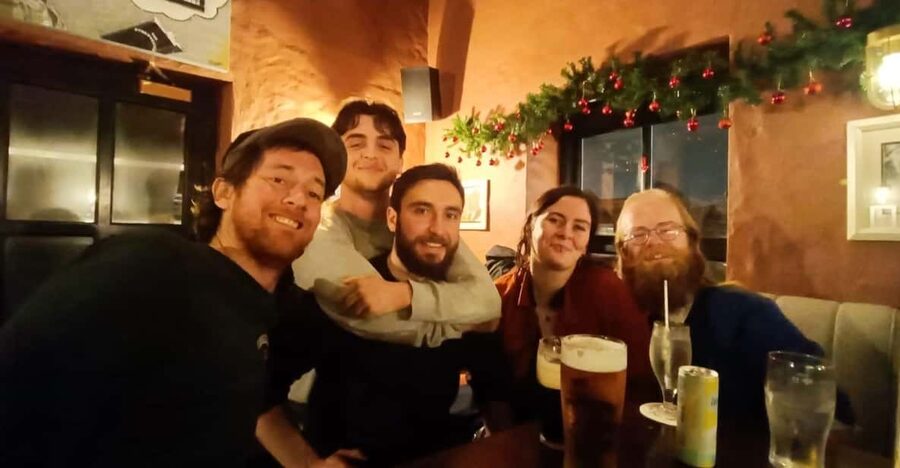 Dublin: Pub Tour. Pour The Perfect Guinness, Whiskey & Music - Whiskey tastings and Irish coffee: learning by tasting