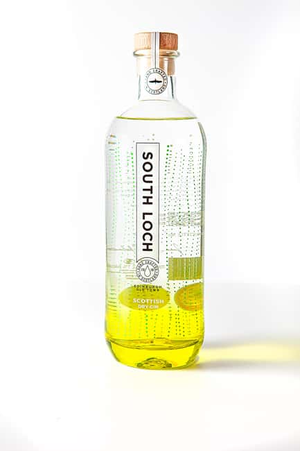 Edinburgh: Gin Tour & Tasting - South Loch Distillery - The tasting room: how 3 gins become a guided flavor lesson