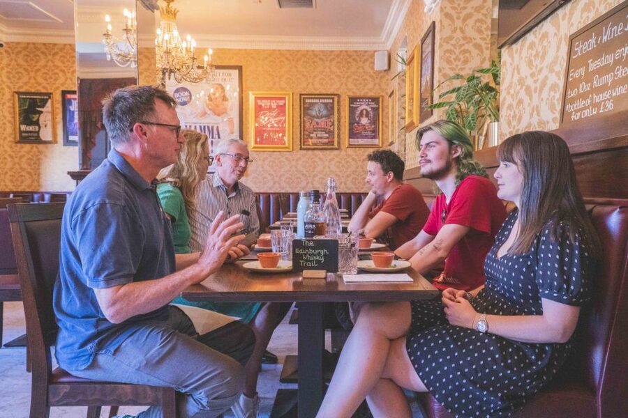 Edinburgh: Guided Whisky Tasting & Walking Tour - Key things I liked most