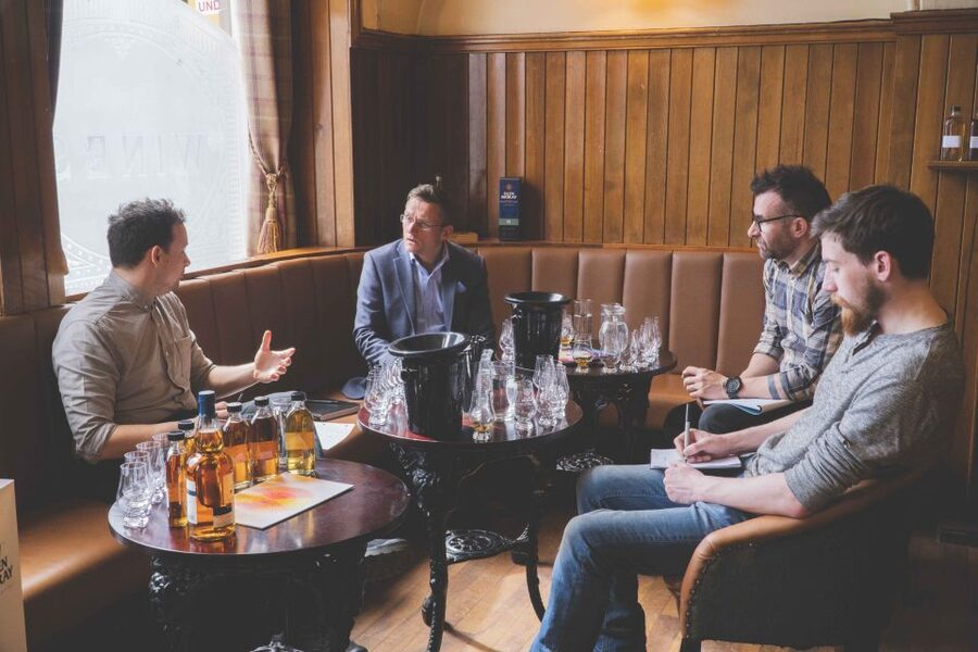 Edinburgh: Guided Whisky Tasting & Walking Tour - Should you book this whisky walking tour?