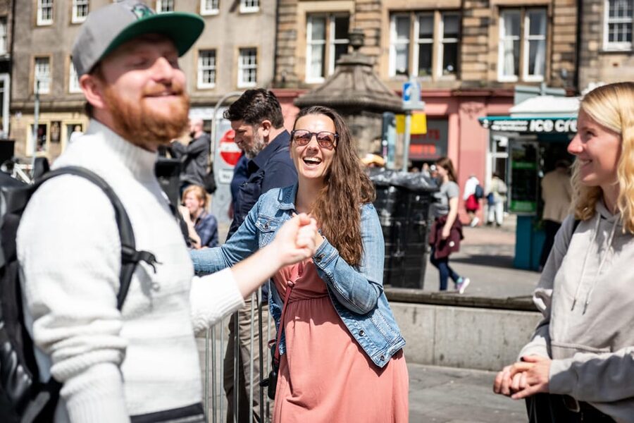 Edinburgh: Harry Potter Guided Tour With A Whisky Tasting - The Royal Mile walking portion: Potter sights stitched into Old Town