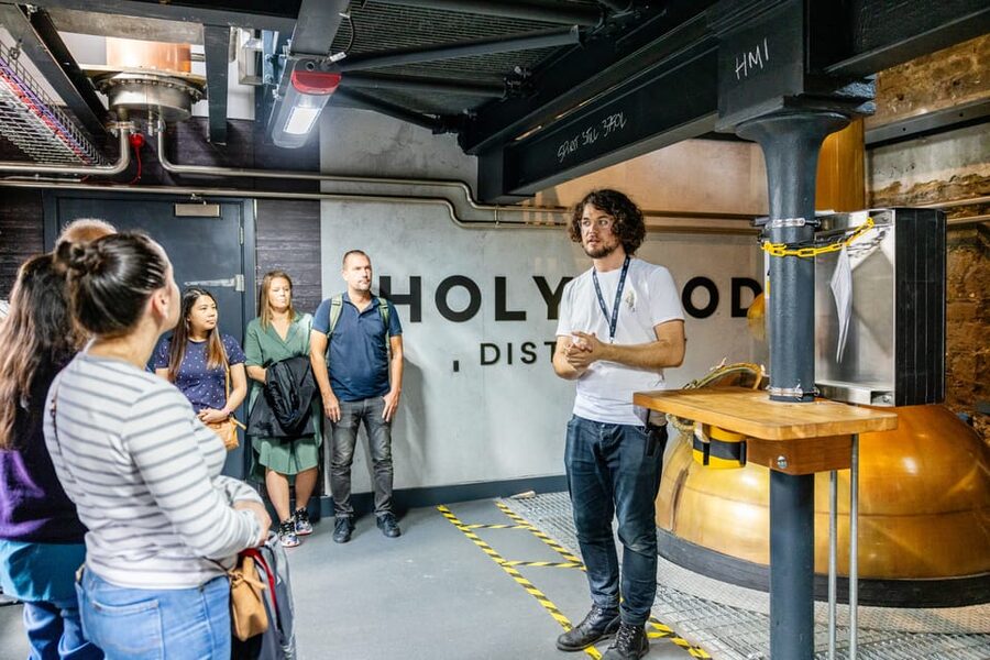 Edinburgh: Holyrood Distillery Whisky & Gin Tour - Spirits Lab and Gin Distillery: Height of Arrows Gin and the 3-ingredient mindset