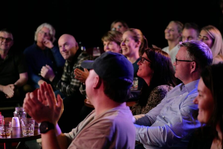 Edinburgh: Mountebank Comedy Whisky Tasting - Brahan the Bonnie Prince: why the dog changes the vibe