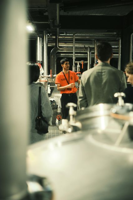 Edinburgh: Port of Leith Distillery Tour & Tasting - Walking the Building Like a Production Blueprint