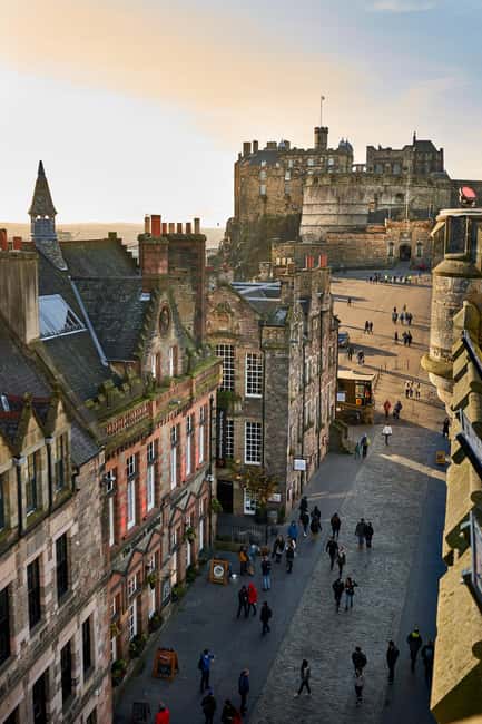 Edinburgh: Scotch Whisky Tasting & 3 Course Dinner - Nosing Single Malts Across Scotland’s Five Regions (Plus a Deluxe Blend)