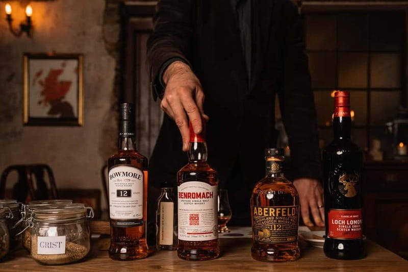 Edinburgh: Small-Group History of Whisky Tour with Tasting - Where You Start: Mercat Cross on the Royal Mile