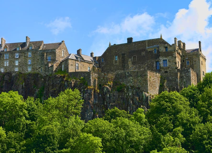 Edinburgh: Stirling Castle, Kelpies, Whisky & Highlands Tour - Loch Lomond and the Trossachs: a guided shore walk with legends built in