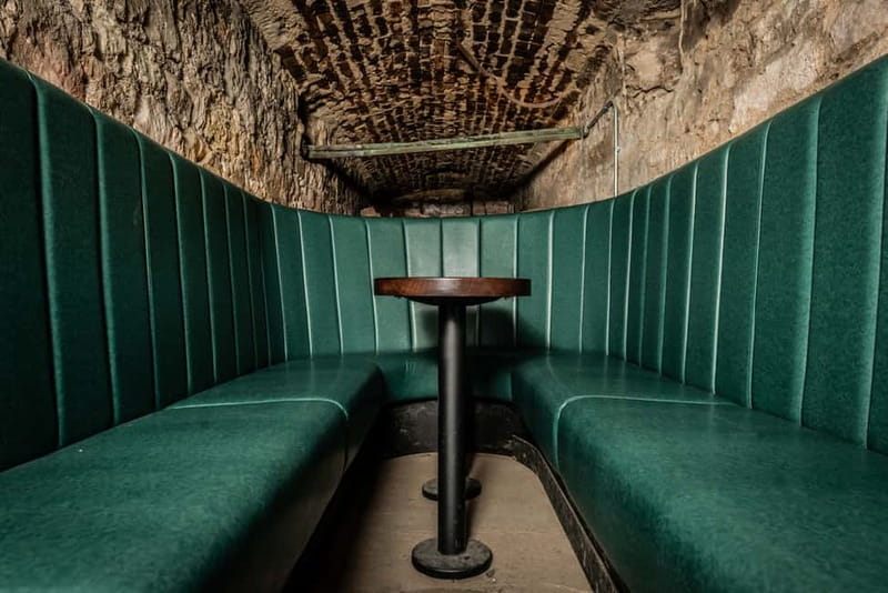 Edinburgh: The Lost Close Underground Scotch Whisky Tasting - The 1.5-Hour Scotch Tasting: How the Flight Works
