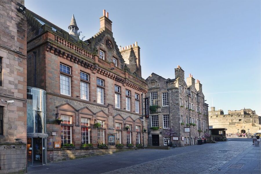 Edinburgh: The Scotch Whisky Experience Tour and Tasting - Timing Tips: When to Book and How to Pair It With Your Day