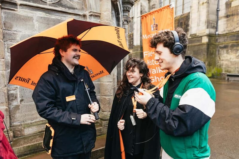 Edinburgh: Underground Vaults Evening Ghost Tour with Whisky - The Old Town walk: witchcraft, executions, and the sound of crowds