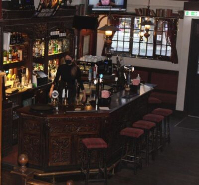 Edinburgh: Whisky Tasting in one of the oldest pubs - Getting to the Tolbooth Tavern on the Royal Mile