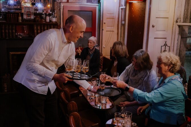 Edinburgh: Whisky Tasting with Storytelling in a Historic Pub - Who should book this Edinburgh whisky tasting