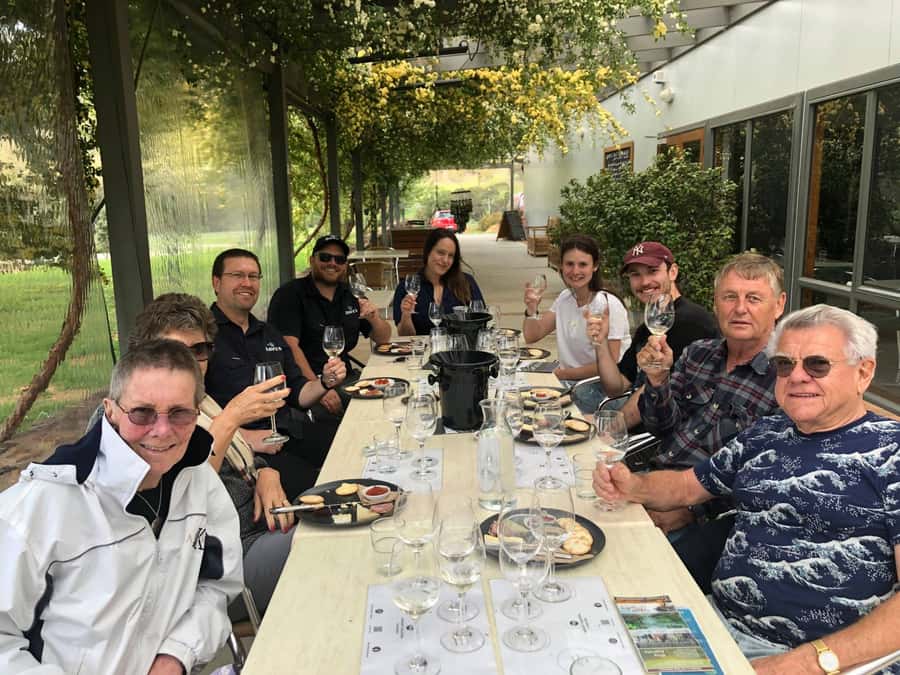 From Canberra: Winery, Distillery, & Tasting Tour with Lunch - Quick hits before you go