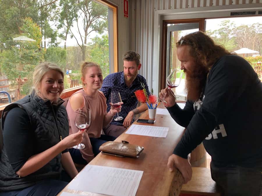 From Canberra: Winery, Distillery, & Tasting Tour with Lunch - Stop 1: Your First Boutique Winery Tasting and What to Watch For