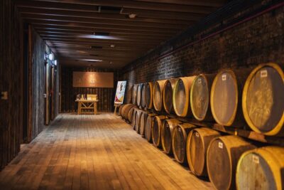 From Edinburgh: Glenkinchie Distillery & Whisky Experience - The tasting room: three drams and a wee cocktail