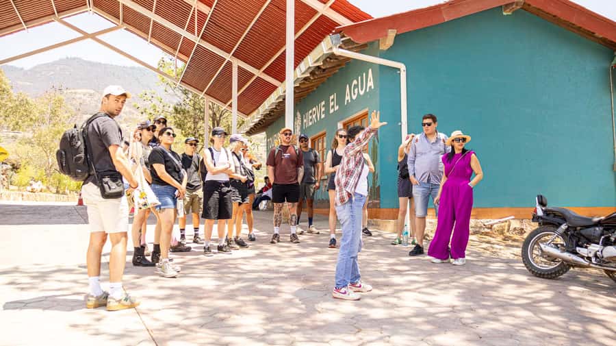 From Oaxaca de Juarez: Hierve el Agua and Mezcal Distillery - How the full day runs out of Oaxaca de Juárez