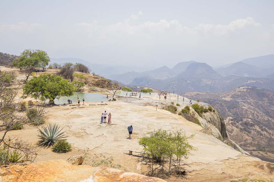 From Oaxaca de Juarez: Hierve el Agua and Mezcal Distillery - The photo stop and shopping window: use it to your advantage