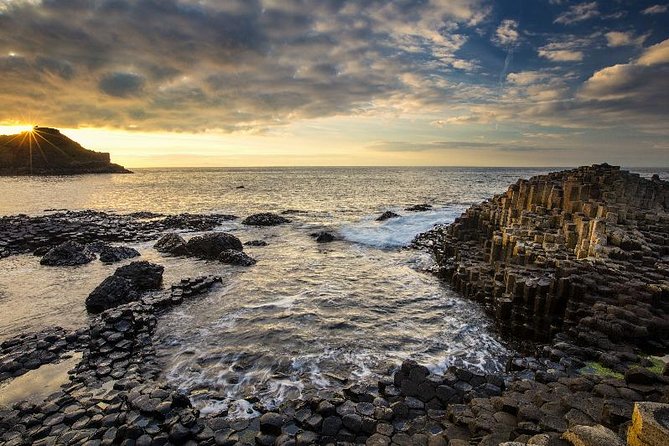 Giant Causeway, Dark Hedges & Whiskey Distillery tour from Dublin - Starting From Dublin: the 6:45 a.m. coach and what to bring