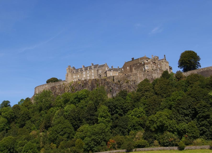 Glasgow: Stirling Castle, Loch Lomond Walk, and Whisky Tour - Small-group pacing: why it feels easier than a big tour