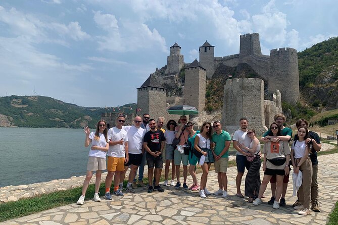 Golubac Fortress w/Iron Gate Speed Boat & Rakija Distillery tour - Lunch in Golubac: a break you can control