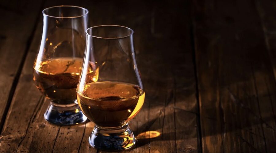 Haggis paired with whisky & gins in 56 North distillery! - Who Should Book This Haggis + Gin Pairing?