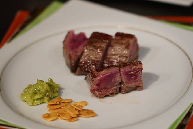 Hidden Gem Food & Whiskey Night Tour near Roppongi - Pacing, comfort, and who this tour fits best
