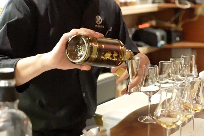 Hidden Gem Food & Whiskey Night Tour near Roppongi - The 3-stop food plan: yakitori, wagyu, sashimi, and oden