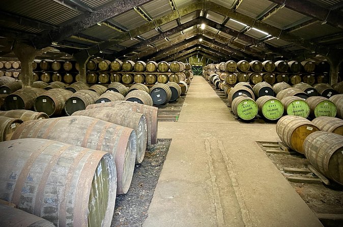 Highland Whisky Tour VIP Distillery Access and Exclusive Tastings - Stop 1: Singleton Glen Ord and the Mellow 1838 Style
