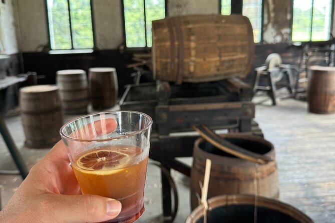 Iconic 3 Distillery Bourbon Experience - Stop 3: Woodford Reserve Grain to Glass Tour Plus Bourbon and Whisky Tasting