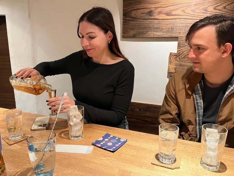 Invitation to Japanese Whisky: Exclusive TastingTime/Private - The first pour: Suntory Kakū, then high-ball 101
